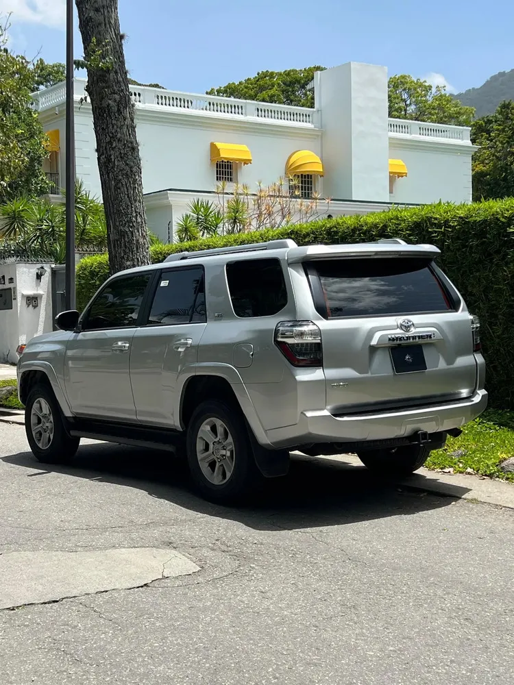 Vista 13 del vehículo: Toyota 4Runner