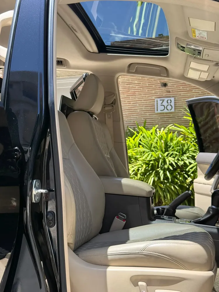 Vista 9 del vehículo: Toyota Land