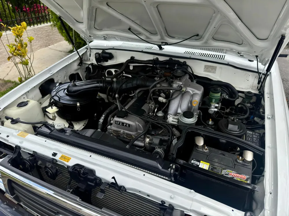Vista 16 del vehículo: Toyota Serie