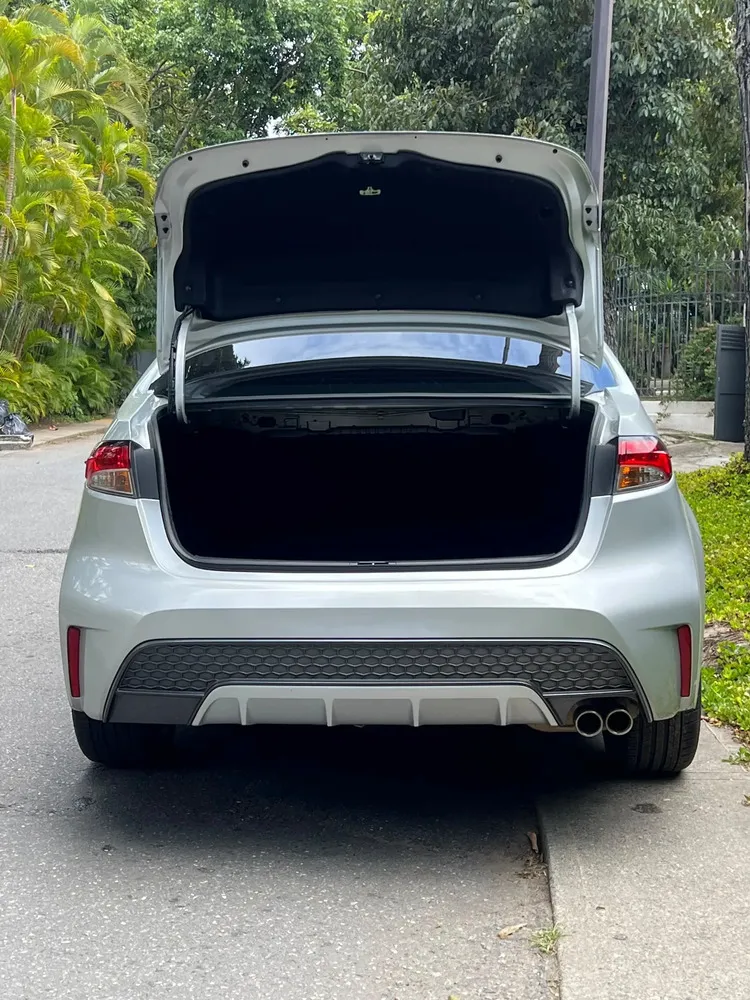 Vista 13 del vehículo: Toyota Corolla