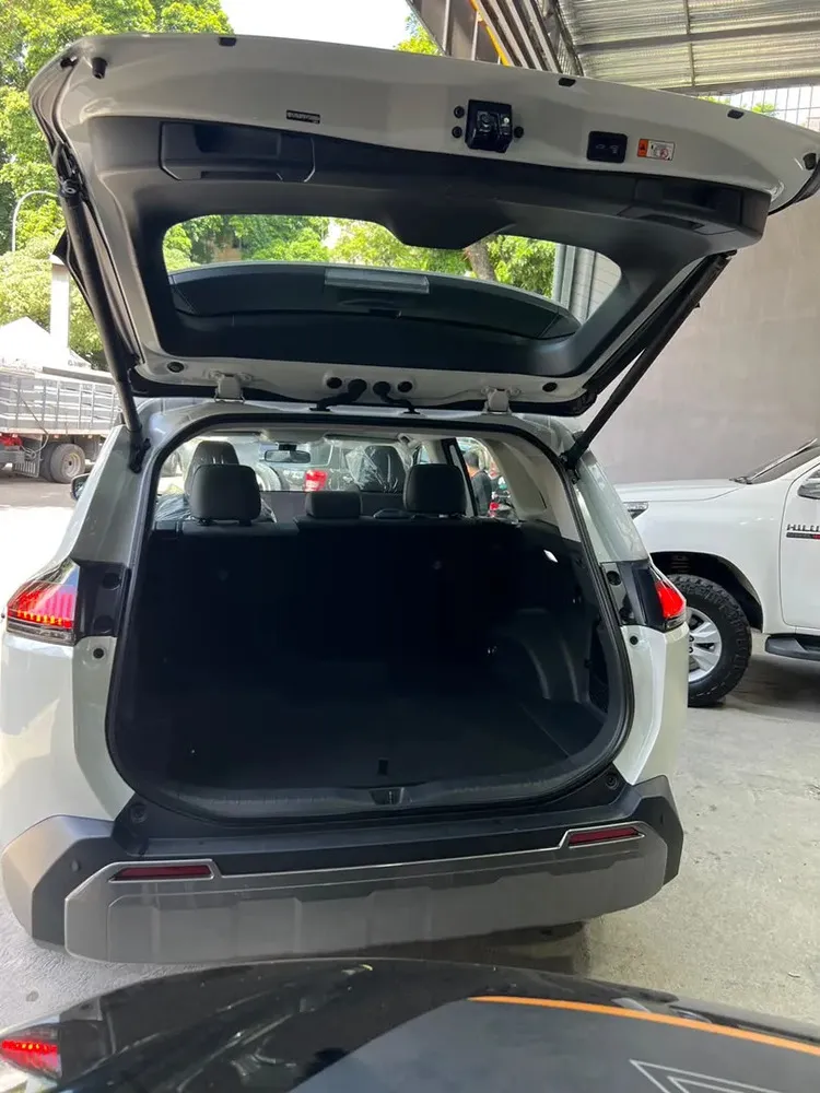 Vista 7 del vehículo: Toyota Rav4