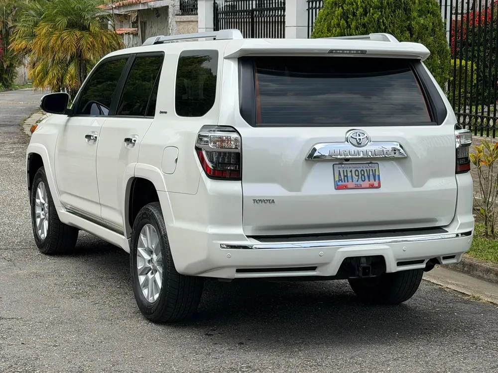 Vista 6 del vehículo: Toyota 4runner