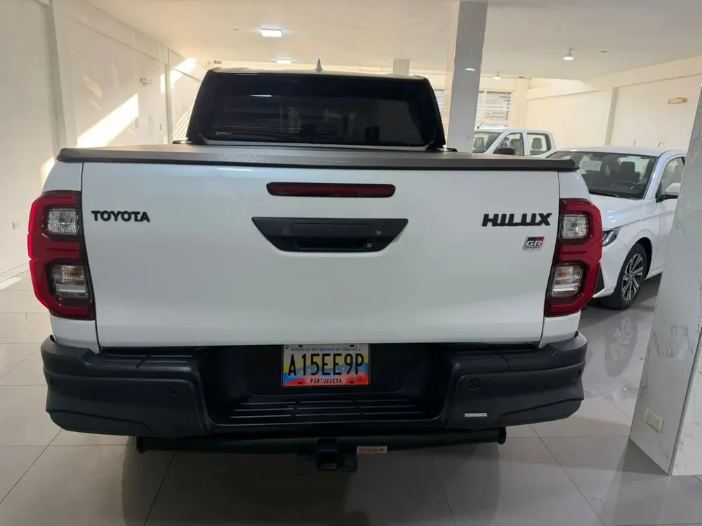 Vista 4 del vehículo: Hilux Gr