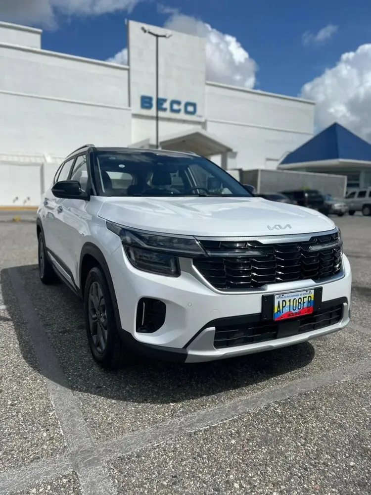 Vista 3 del vehículo: Kia Seltos