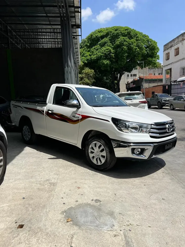 Vista 3 del vehículo: Toyota Hilux