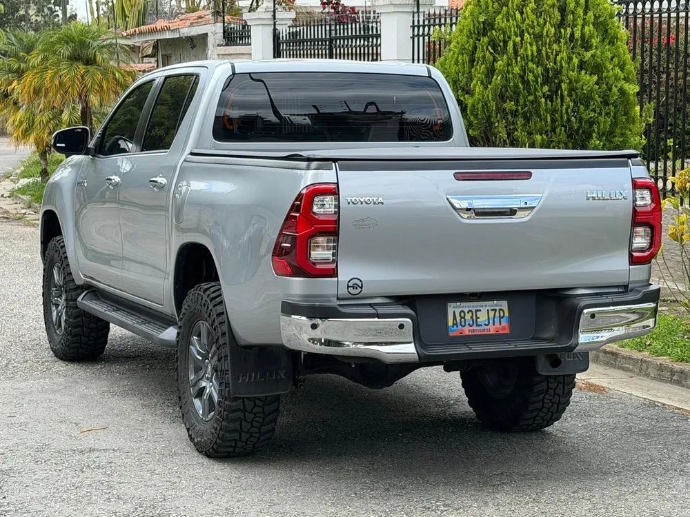 Vista 6 del vehículo: Toyota Hilux