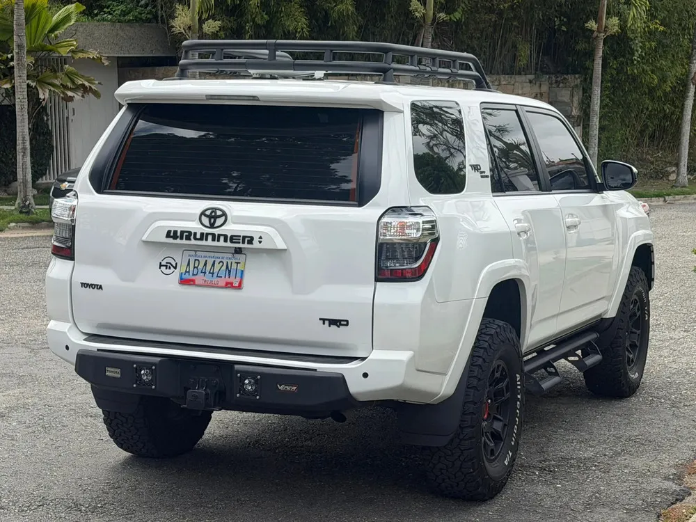 Vista 7 del vehículo: Toyota 4runner