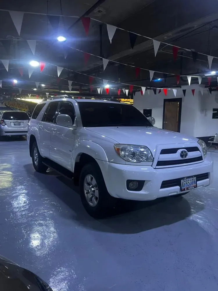Vista 2 del vehículo: Toyota 4Runner