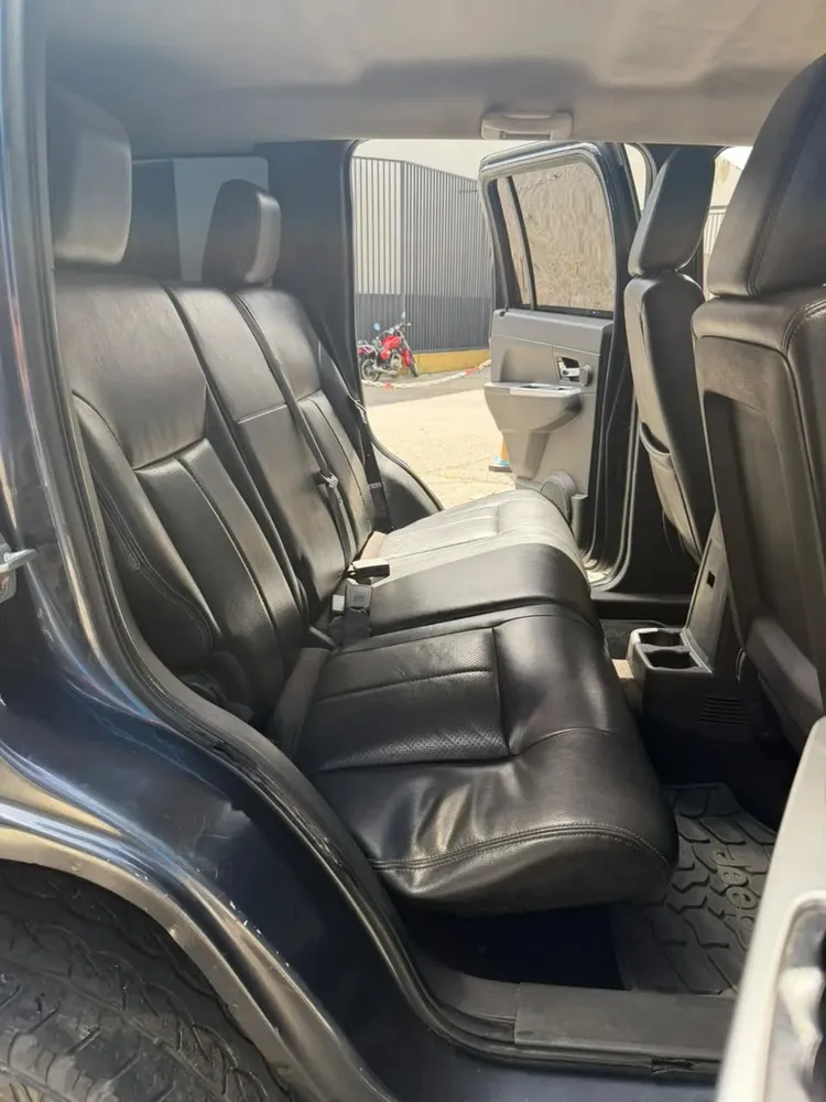 Vista 5 del vehículo: Jeep Cherokee