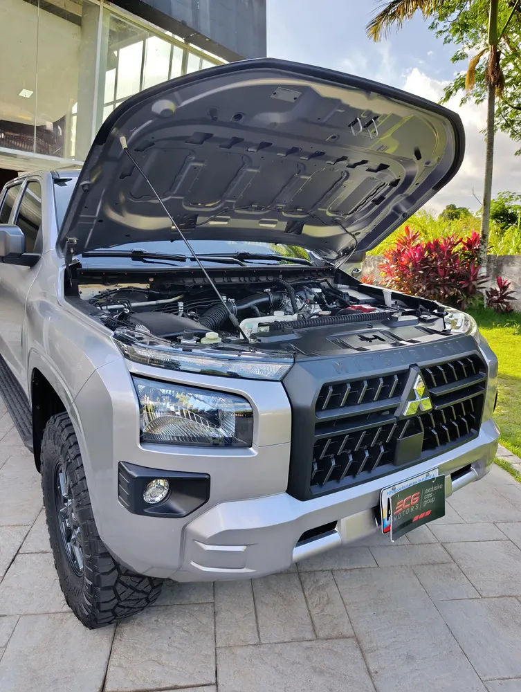 Vista 18 del vehículo: Mitsubishi L200