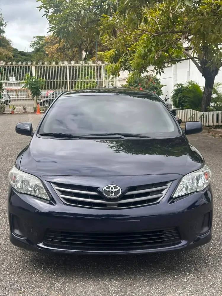 Vista 3 del vehículo: Toyota Corolla