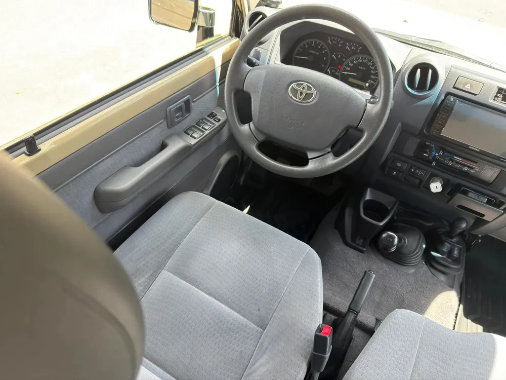 Vista 10 del vehículo: Toyota Serie