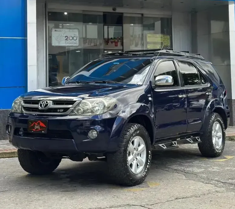 Toyota Fortuner 2007 - Vista principal