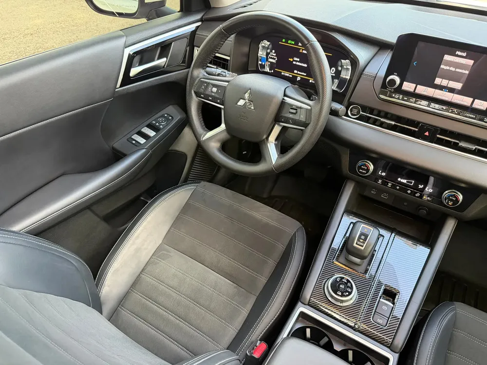 Vista 6 del vehículo: Mitsubishi Outlander