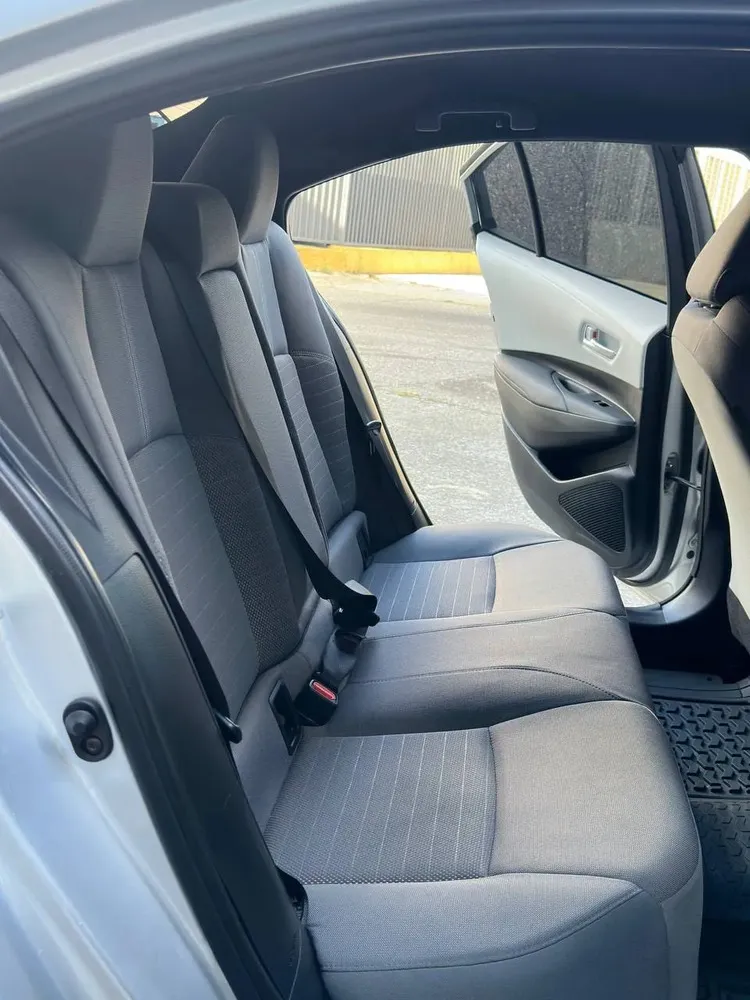 Vista 8 del vehículo: Toyota Corolla
