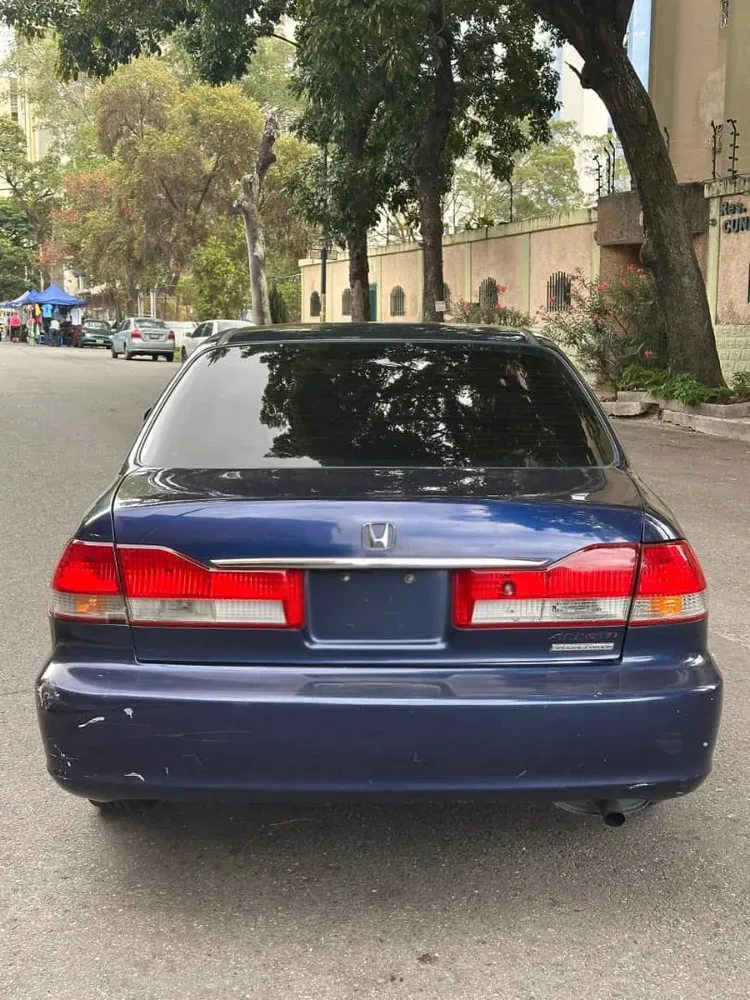 Vista 6 del vehículo: Honda Accord