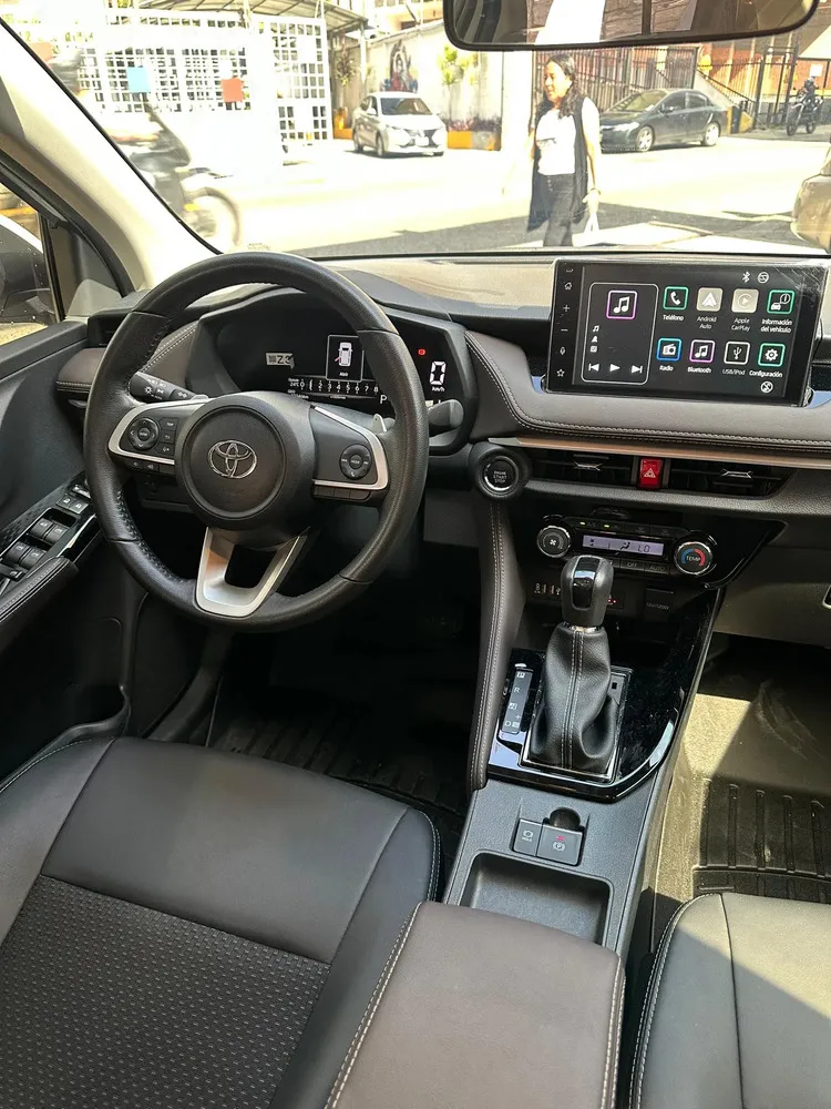Vista 11 del vehículo: Toyota Yaris