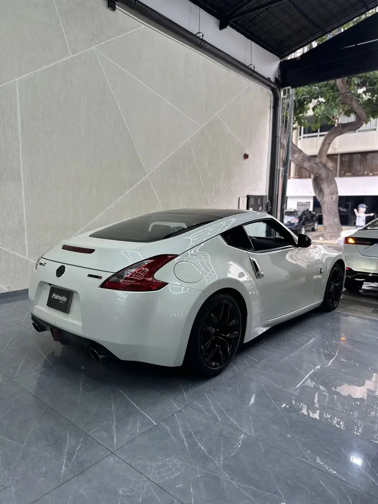Vista 10 del vehículo: Nissan 370