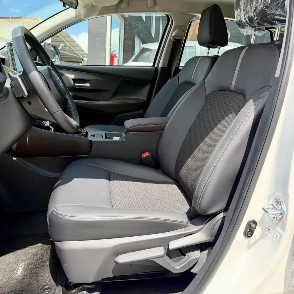 Vista 4 del vehículo: Toyota Yaris