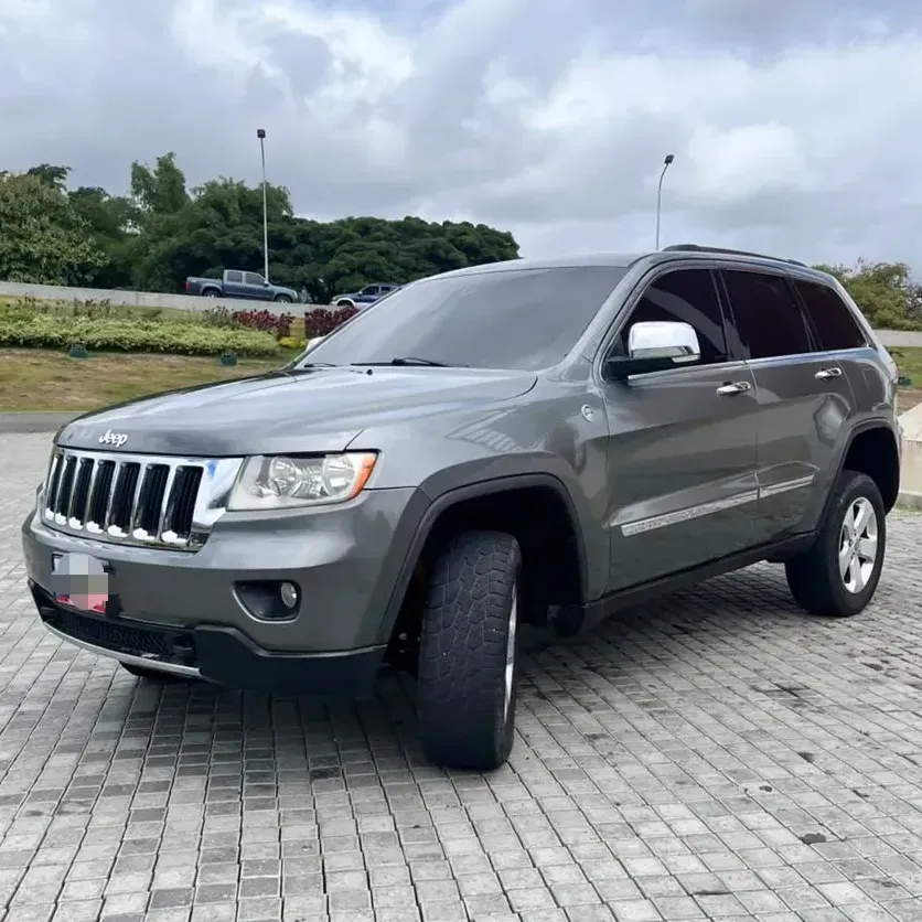 Vista 3 del vehículo: Jeep Grand