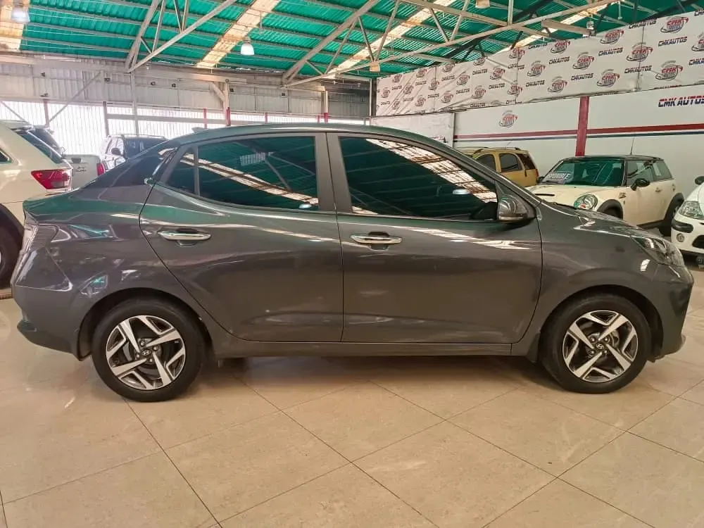 Vista 9 del vehículo: Hyundai Grand I10