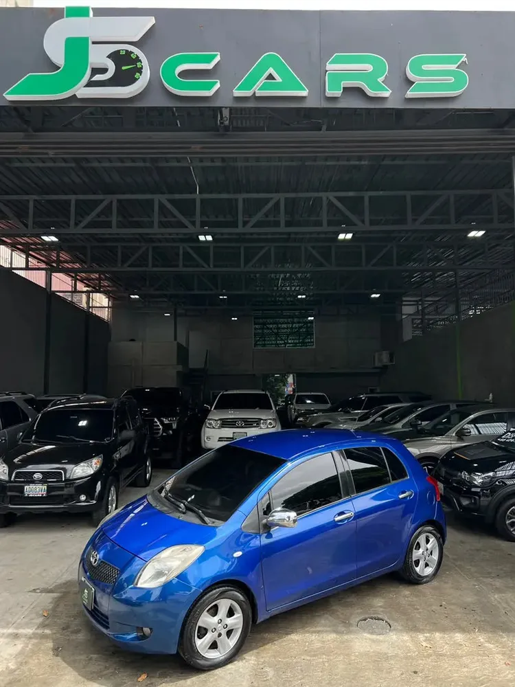 Vista 3 del vehículo: Toyota Yaris