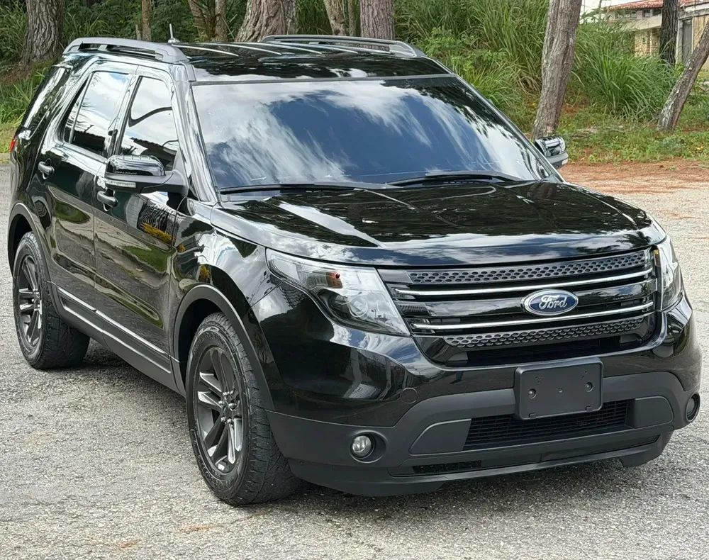 Vista 2 del vehículo: Ford Explorer