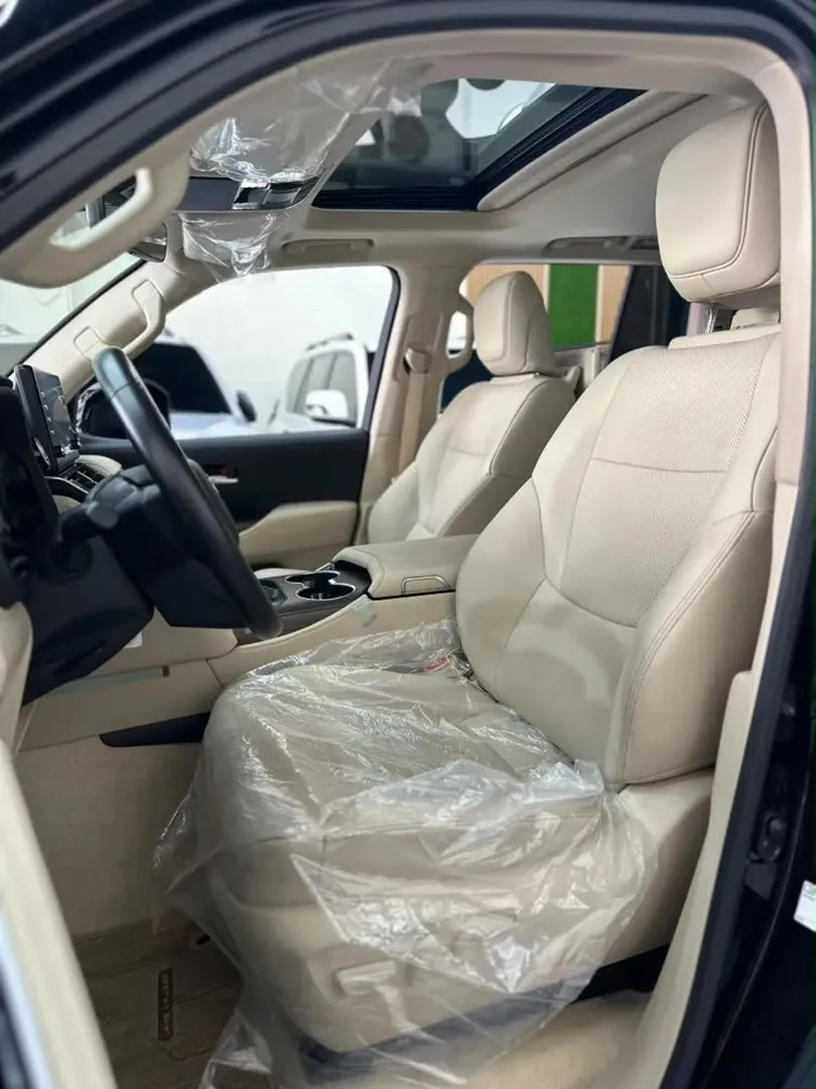 Vista 6 del vehículo: Toyota Lc300