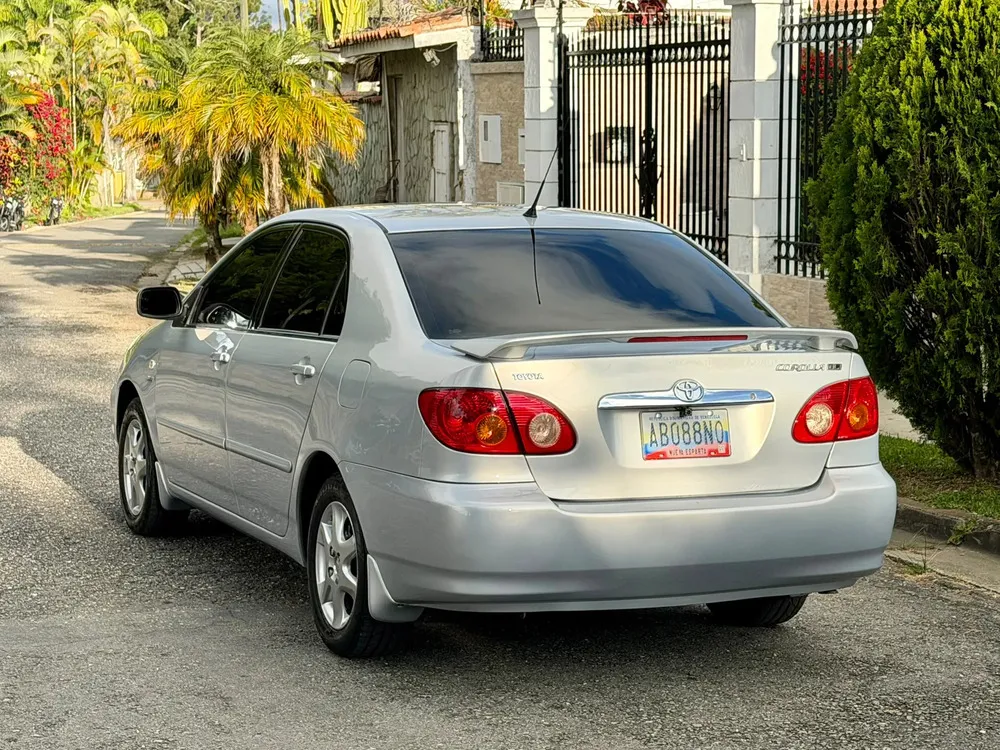 Vista 5 del vehículo: Toyota Corolla