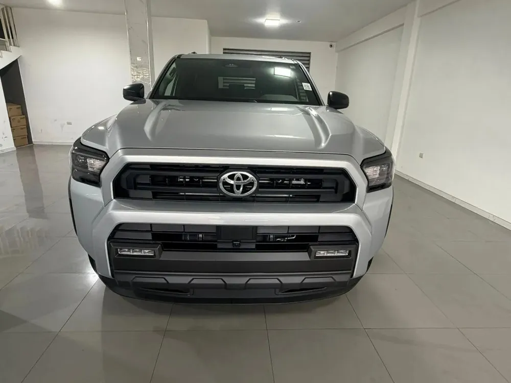 Vista 2 del vehículo: Toyota 4runner