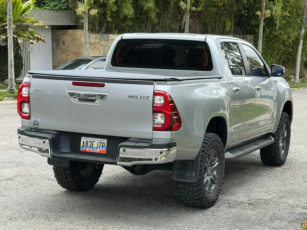 Vista 5 del vehículo: Toyota Hilux