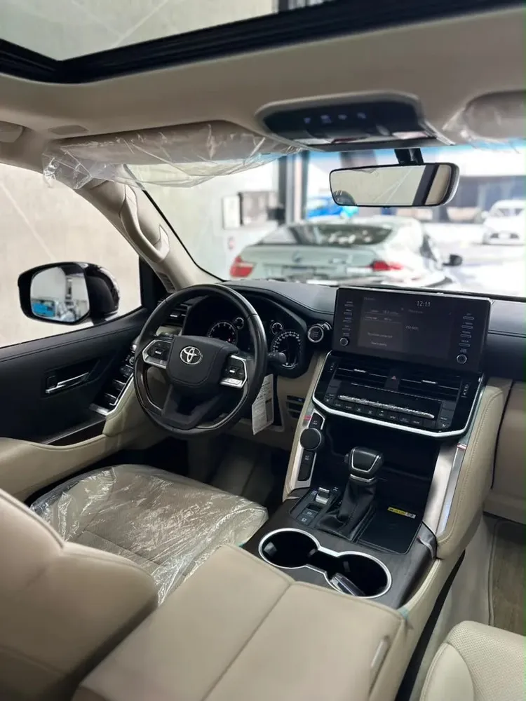 Vista 9 del vehículo: Toyota Lc300