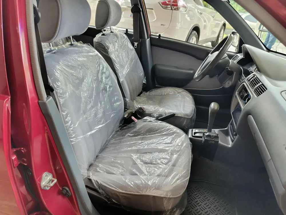 Vista 15 del vehículo: Toyota Starlet