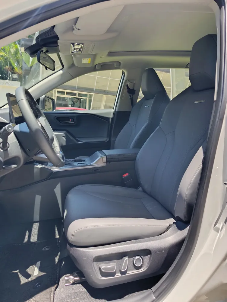 Vista 10 del vehículo: Toyota RAV4