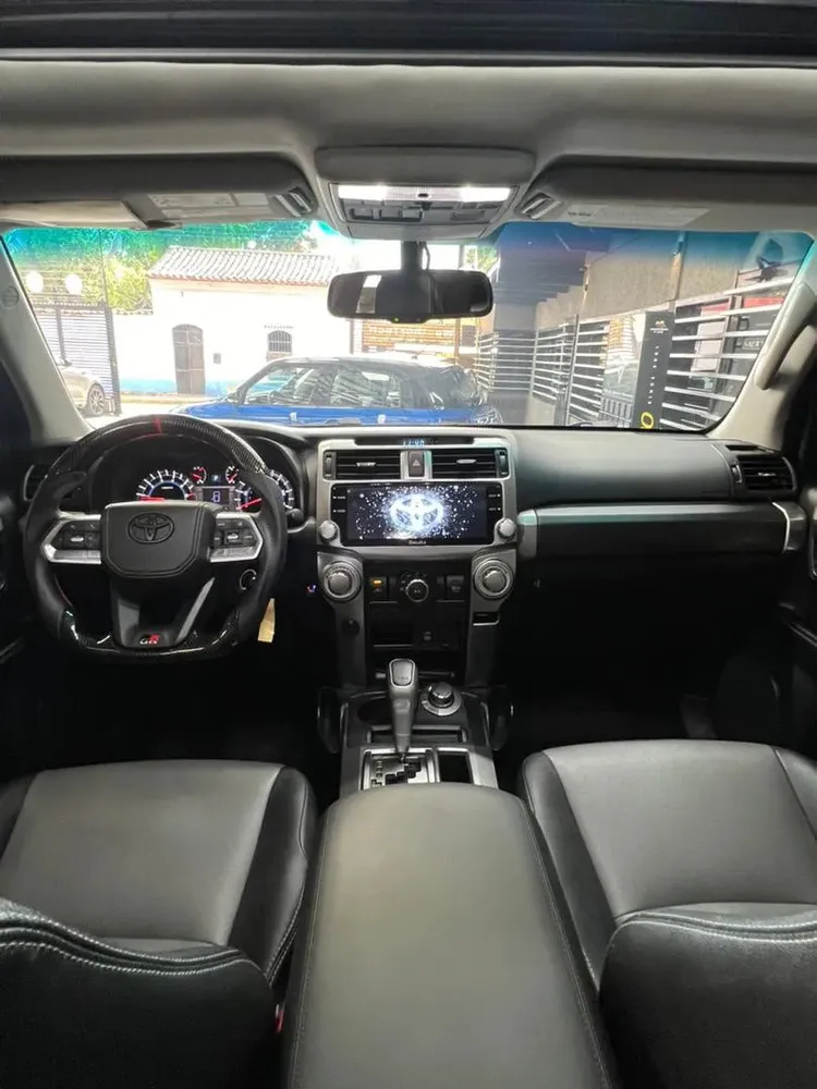 Vista 4 del vehículo: Toyota 4Runner