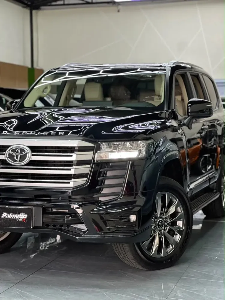 Vista 2 del vehículo: Toyota Lc300