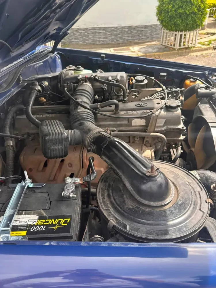 Vista 11 del vehículo: Toyota Hilux