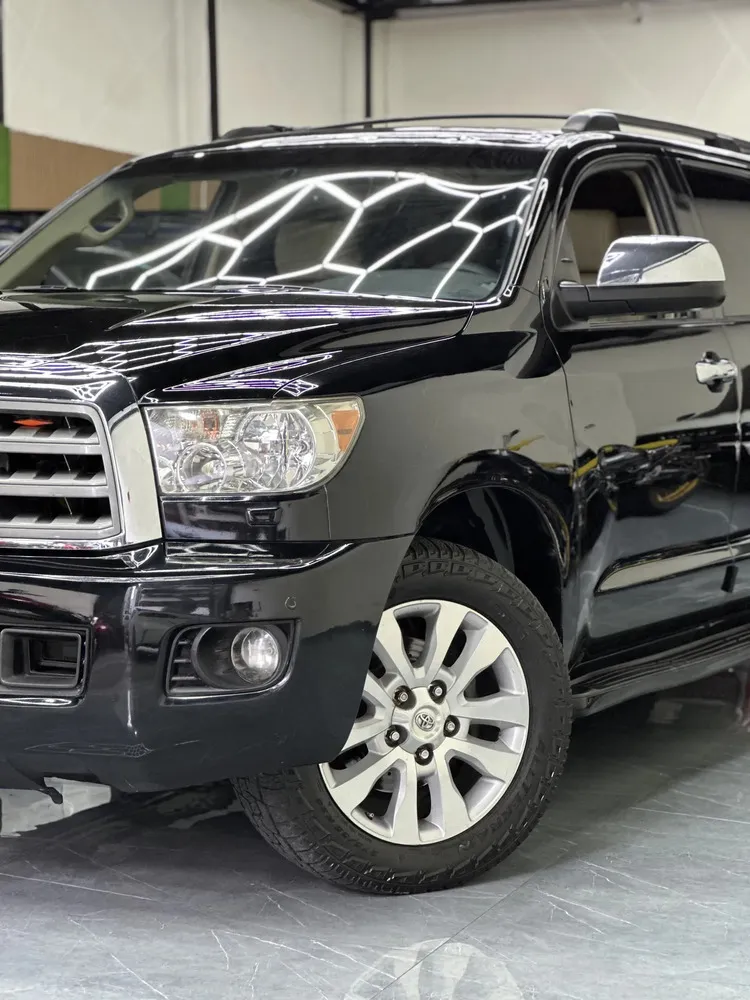 Vista 2 del vehículo: Toyota Sequoia