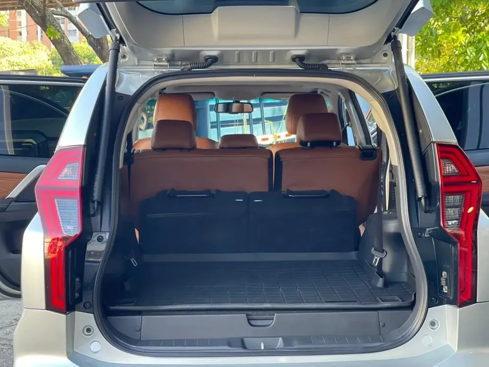Vista 6 del vehículo: Mitsubishi Montero