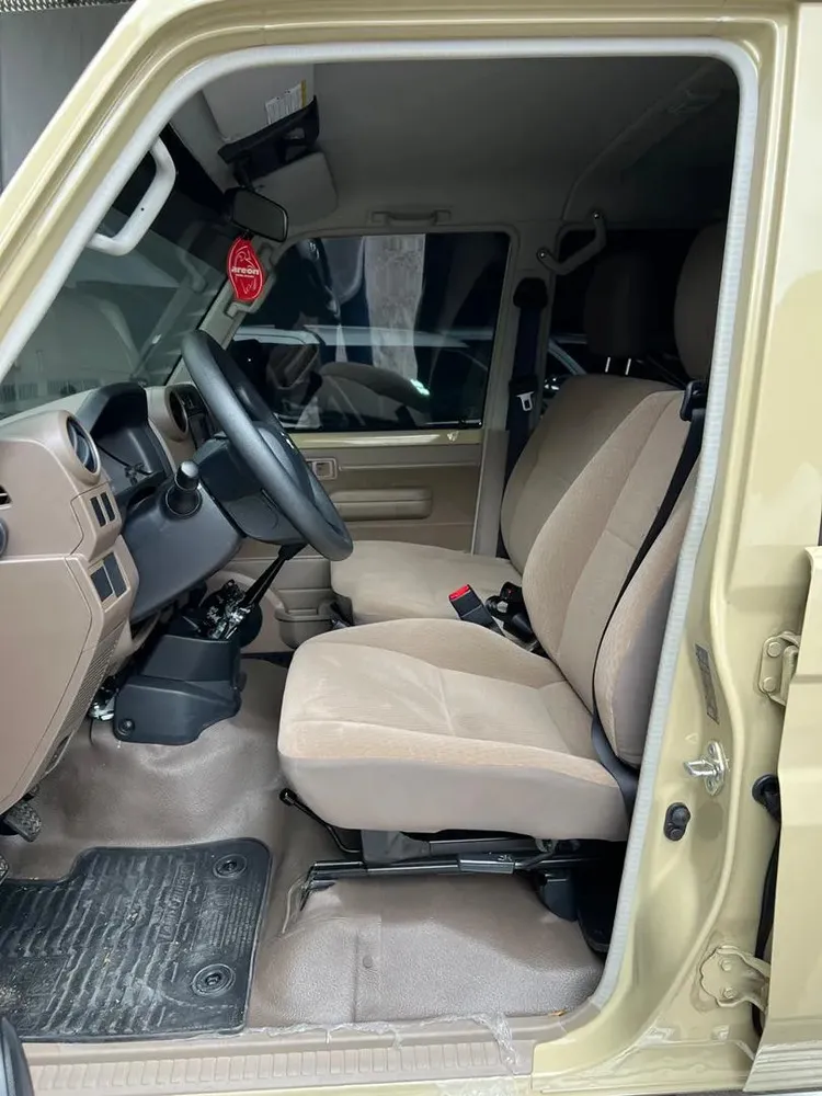 Vista 8 del vehículo: Toyota Lc