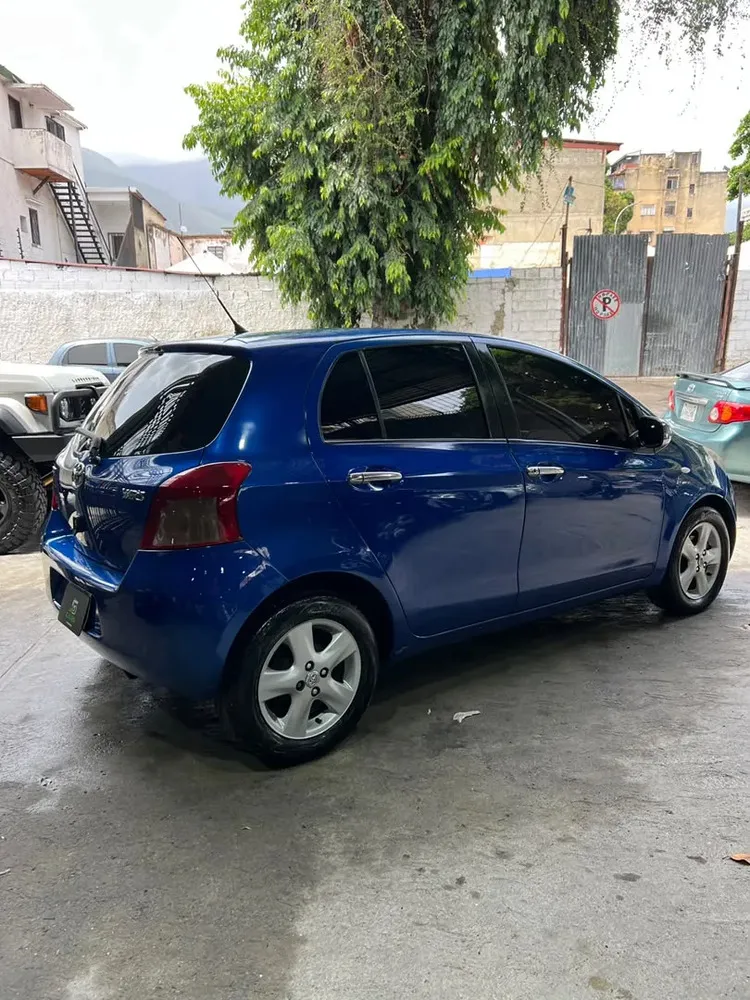 Vista 4 del vehículo: Toyota Yaris
