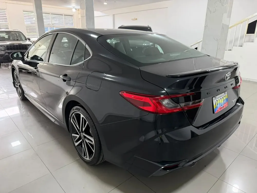 Vista 3 del vehículo: Toyota Camry