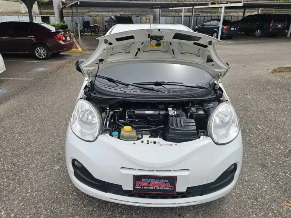 Vista 7 del vehículo: Chery Arauca