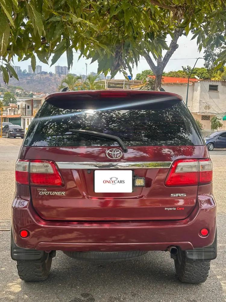 Vista 5 del vehículo: Fortuner 2009