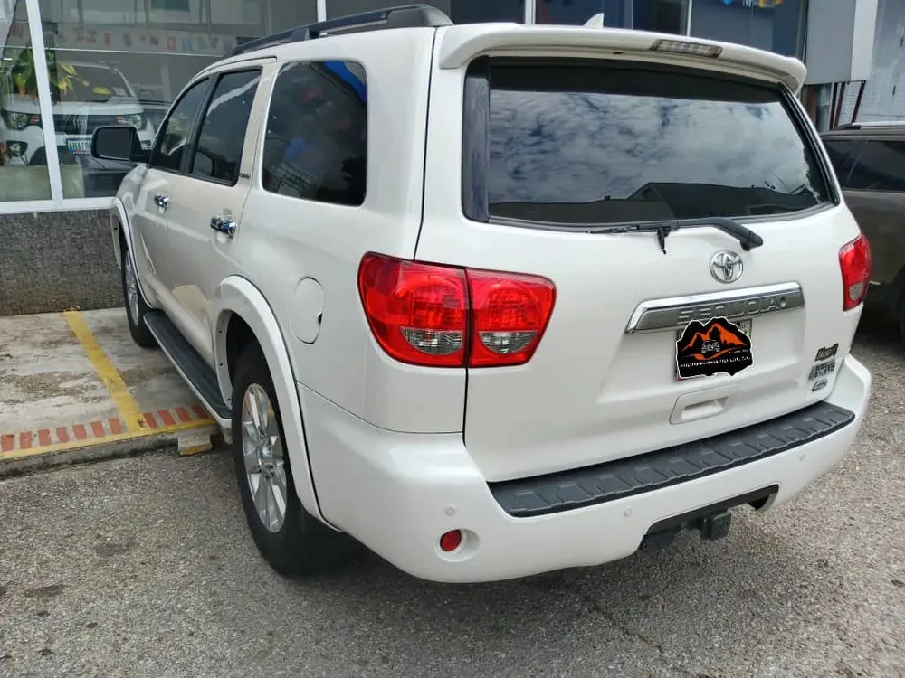 Vista 3 del vehículo: Toyota Sequoia