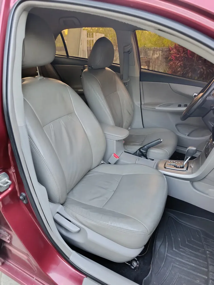 Vista 15 del vehículo: Toyota Corolla