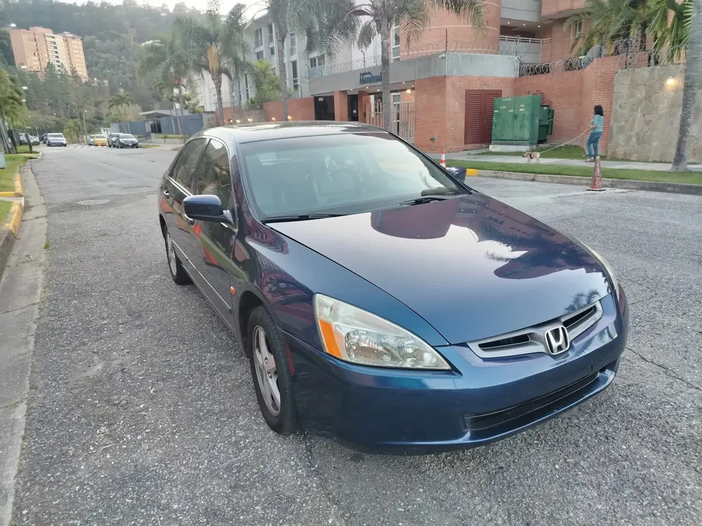 Vista 3 del vehículo: Honda Accord