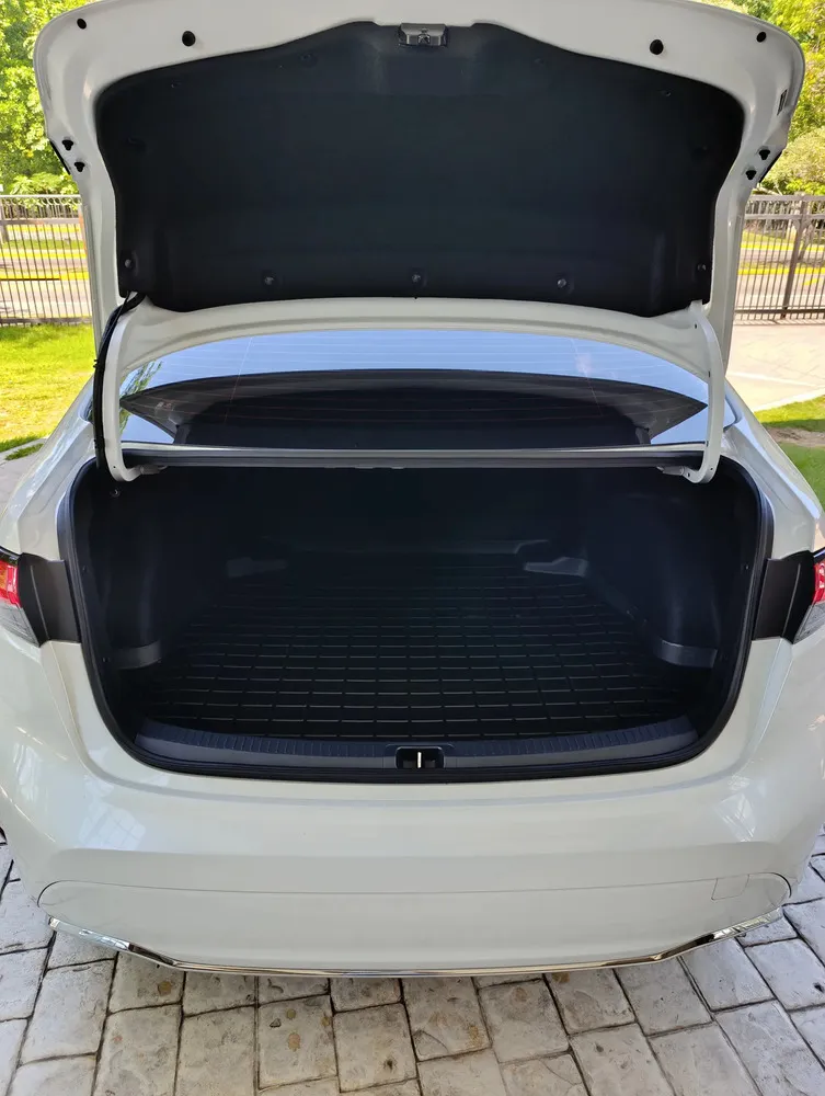Vista 12 del vehículo: Toyota Corolla