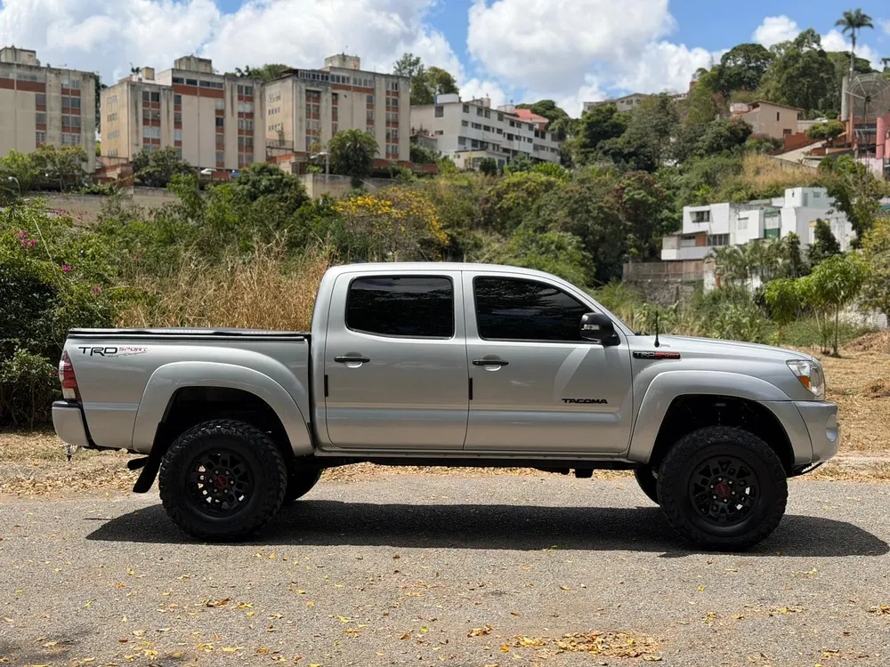 Vista 5 del vehículo: Toyota Tacoma