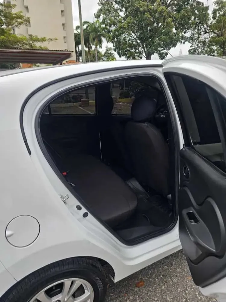 Vista 14 del vehículo: Chery Arauca